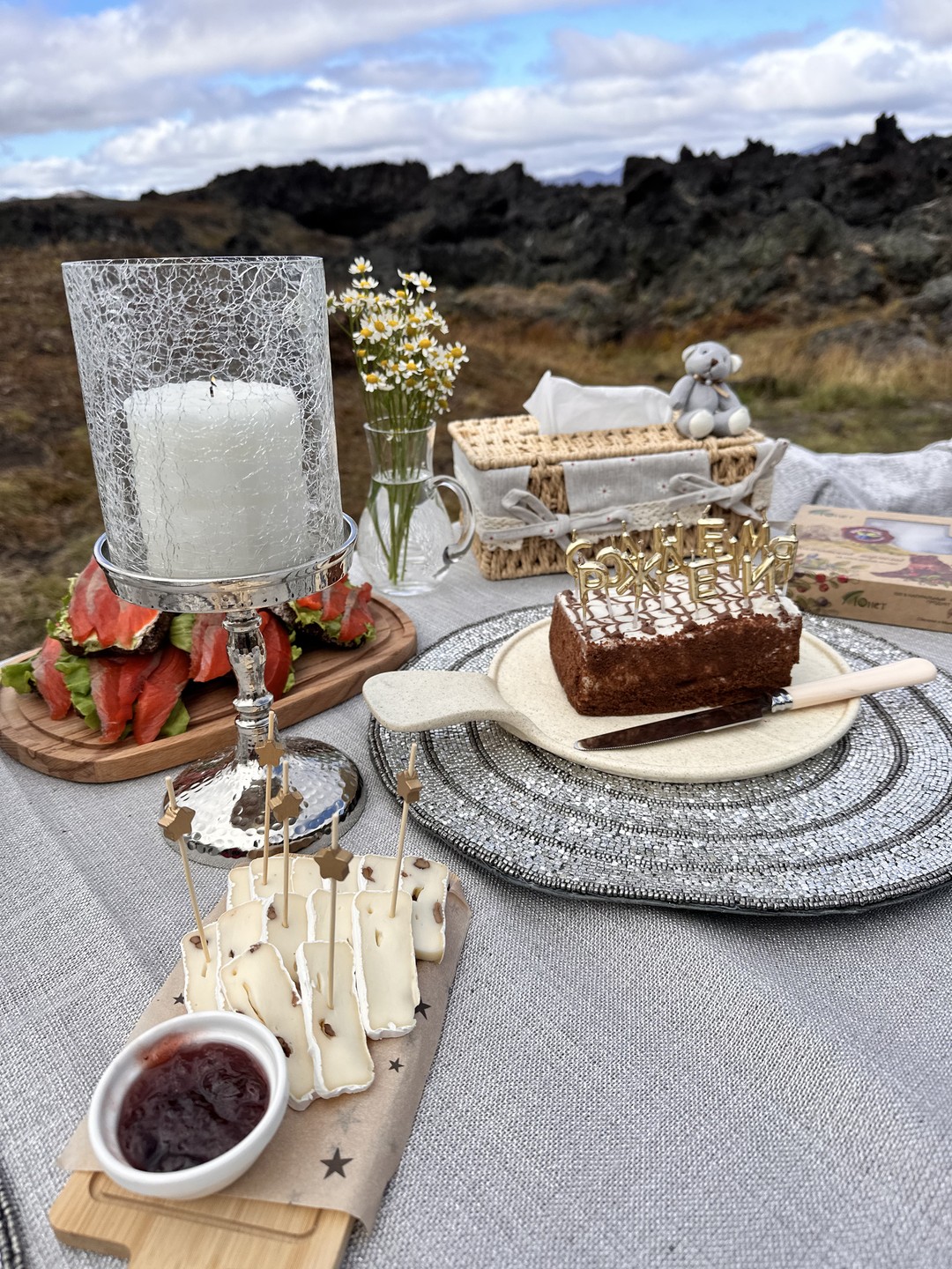 Первый раз в жизни побывали на Камчатке. Выбрали экскурсию на Дачные источники и не пожалели. Отличный
