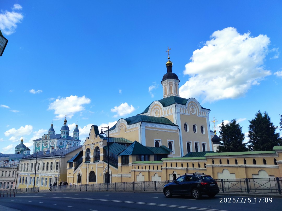 Очень интересно, насыщенно, подкупает глубокое знание истории у Максима и погруженность в тему