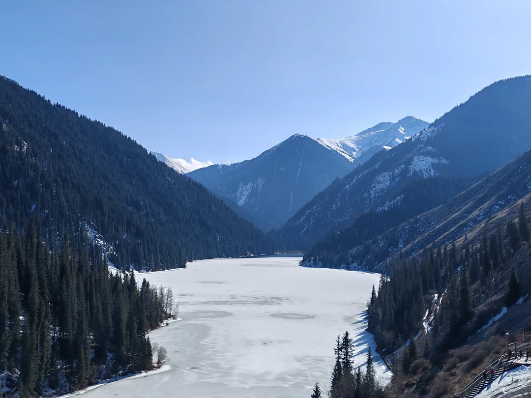 Прекрасная программа, очень красивые виды👍