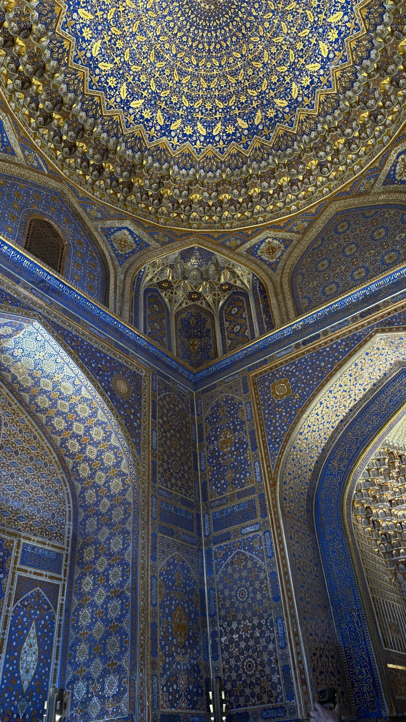 В восторге от экскурсии. Очень увлекательно, интересно, с юмором. Маршрут составлен грамотно. Никаких коммерческих заездов, чтобы