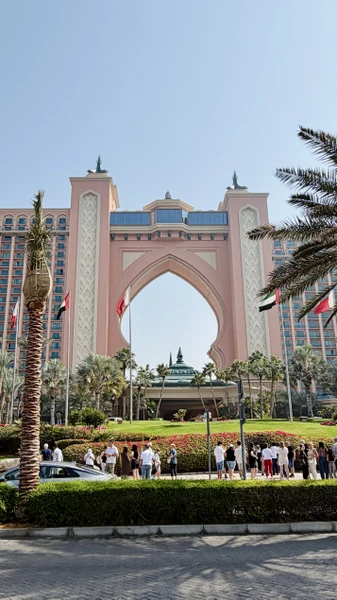 Нашим гидом был Али. Очень-очень все понравилось!! 🙏🏼🩵