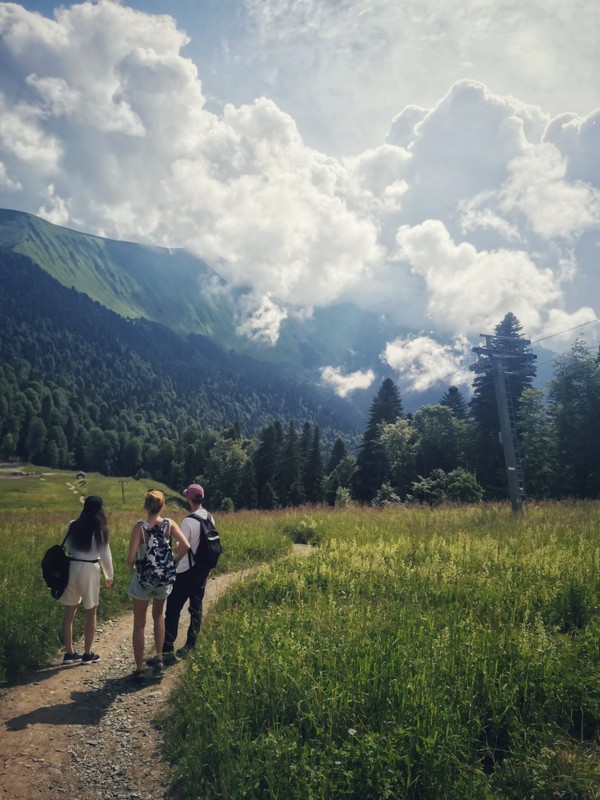 Фото отзыва 2: экскурсия "В горы — с историком-культурологом: через альпийские луга на Бзерпинский карниз"