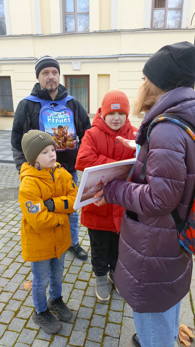 Если вы с детьми - смело идите! Если без детей - тем более! Столь позитивного, доброжелательного