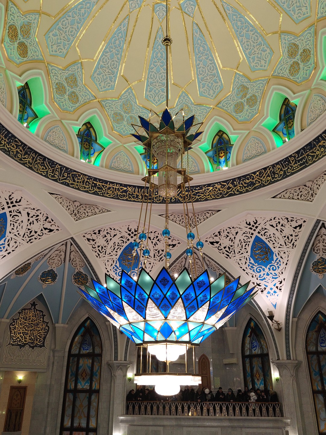 Это было очень интересно, познавательно и не только то, что касается Кремля. Спасибо Олегу за увлекательный