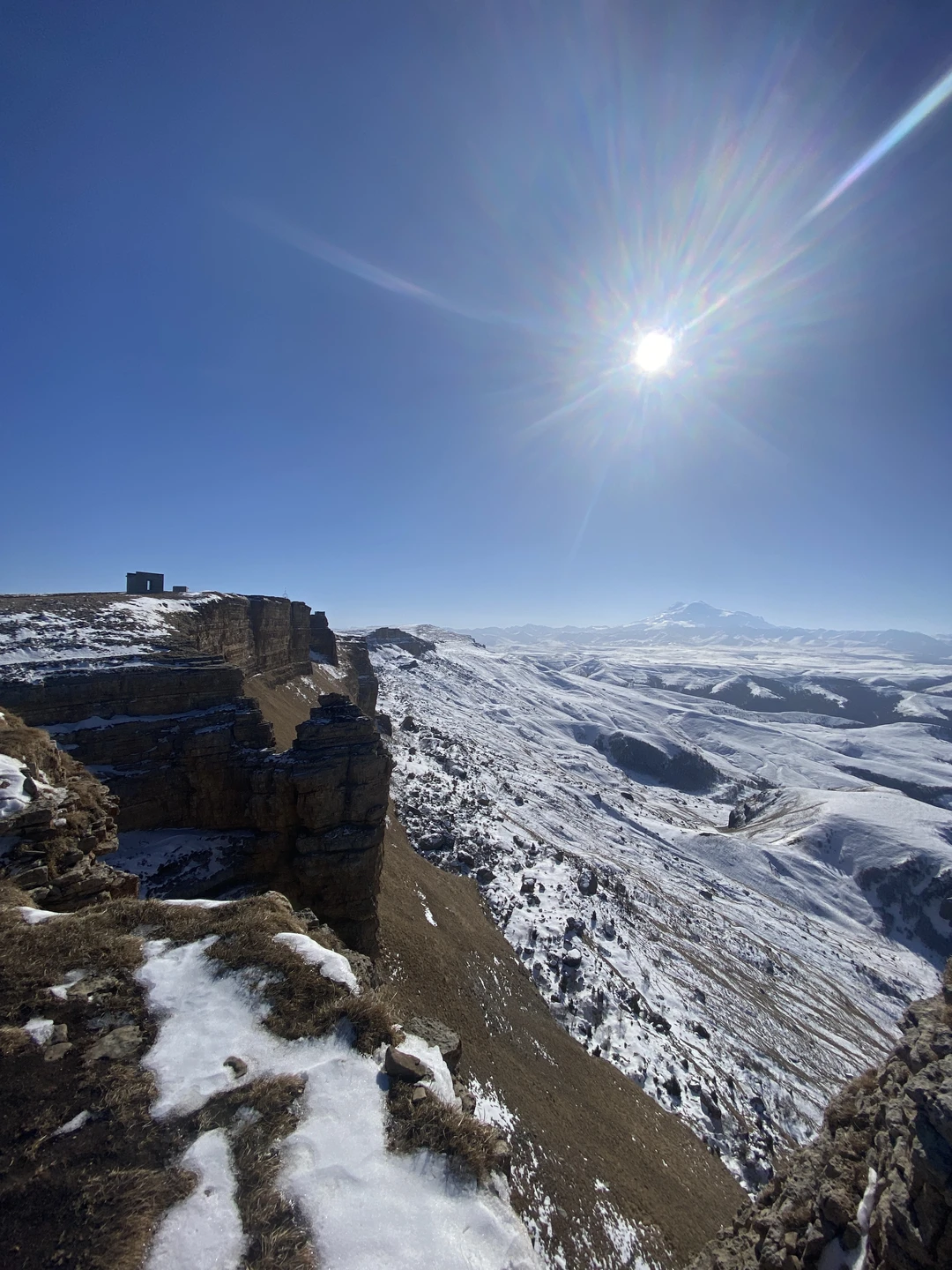 Очень повезло с погодой! Это, конечно, половина успеха. День прошёл незаметно в хорошей компании гида Марата,