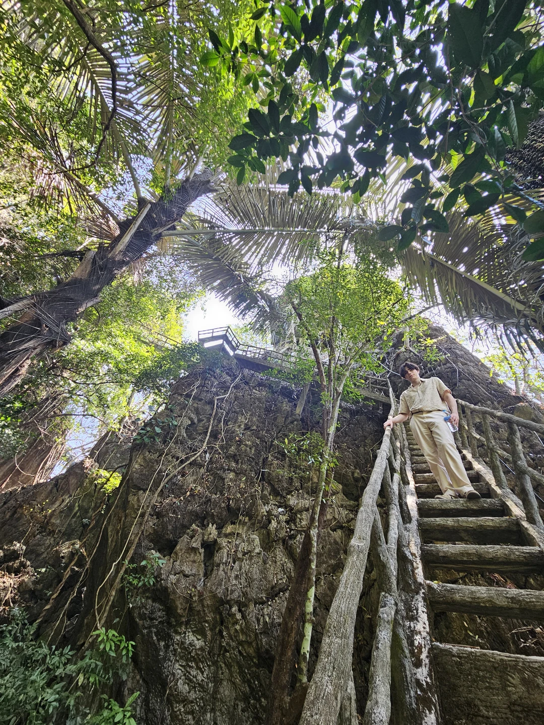 Прекрасный выбор для знакомства с данным регионом. Комфортный темп маршрута, при этом он насыщен природными и