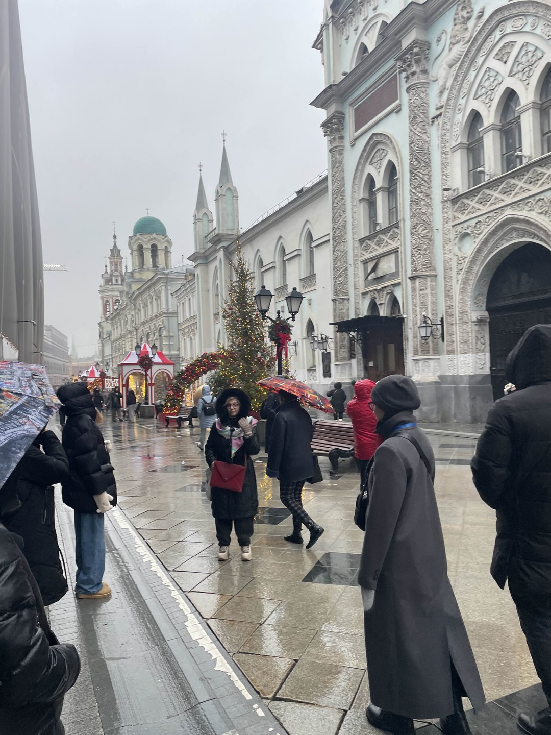 Москва: от уличных калачей до палат Романовых (Михаил)