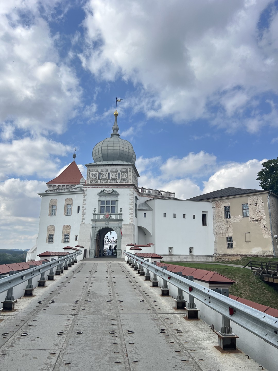 Гродненские must-see, их легенды и история - на автопешеходной экскурсии (Марина)