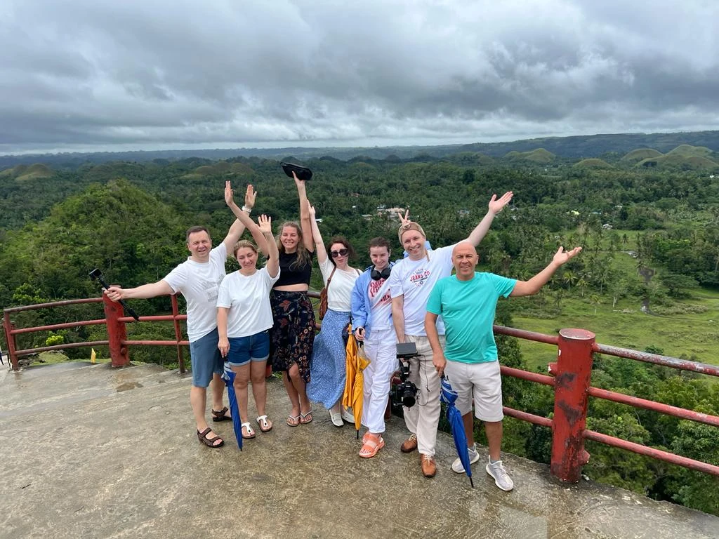 Спасибо Дмитрию за прекрасный день на Бохоле! Все было здОрово! Дмитрий приятный, тактичный в общении. Хорошо