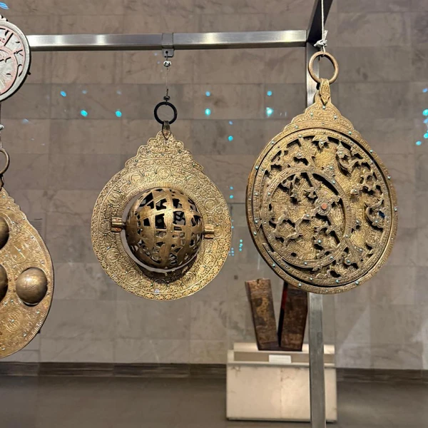 Большой Египетский музей и пирамиды Гизы — из Каира