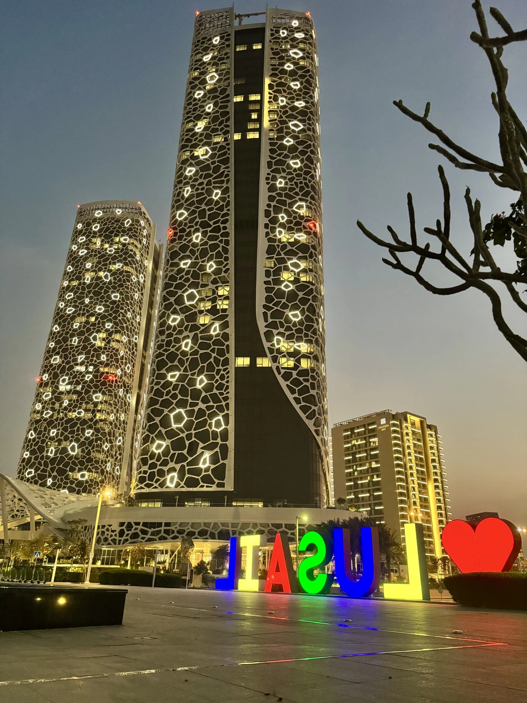 Путешествие по Дохе, или Катар от Q до R (Роман)