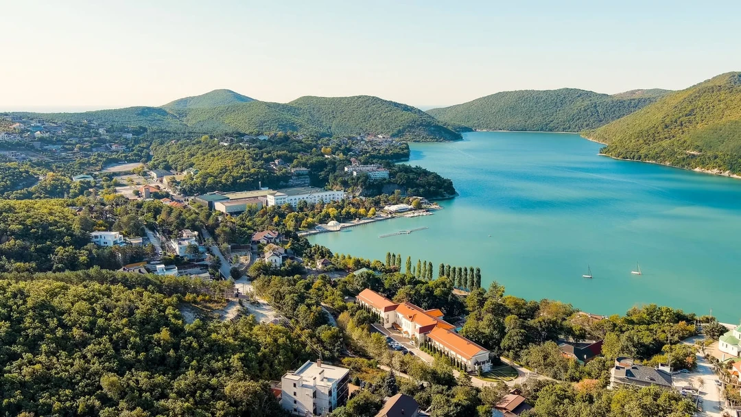 абрау дюрсо как добраться