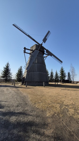 Исключительно замечательная экскурсия! Однозначно рекомендую, будет интересно и детям и взрослым. Елена прекрасный экскурсовод и замечательный