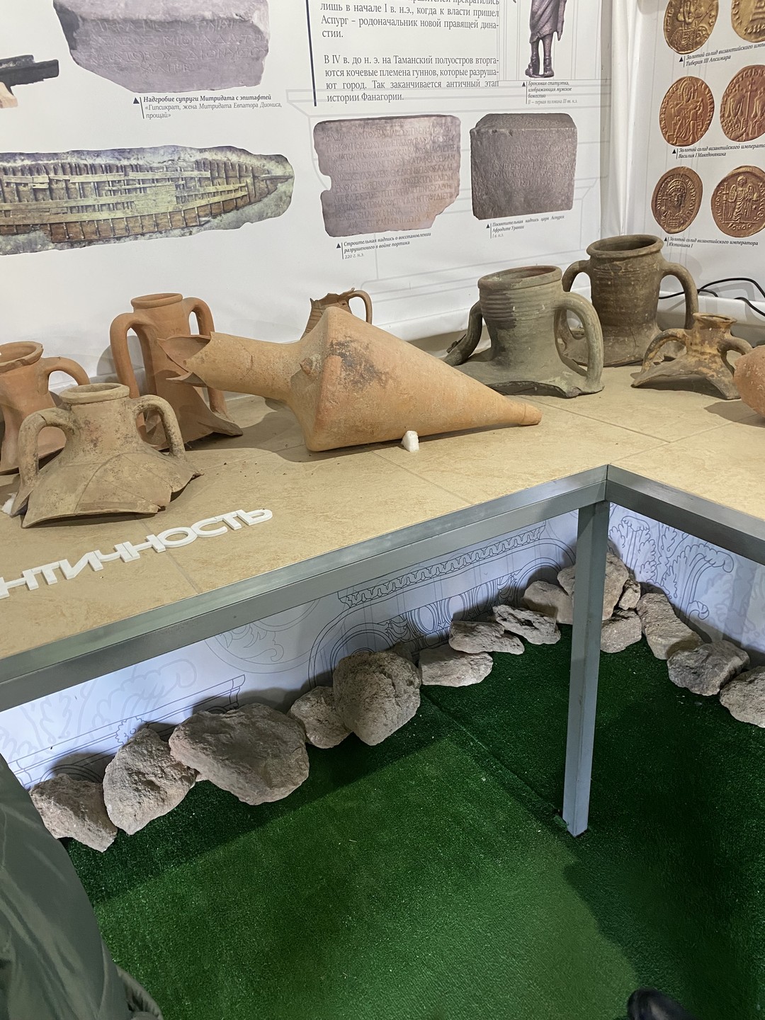 Замечательная познавательная поездка в компании и под руководством блестящего гида. Все грамотно организованно, комфортная машина. Дорога