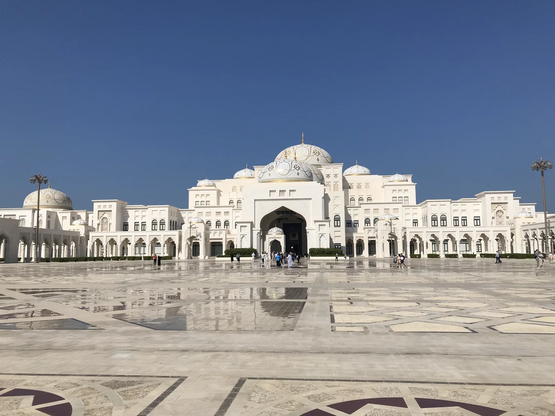 Экскурсия из Дубая в Абу-Даби в мини-группе (Маргарита)