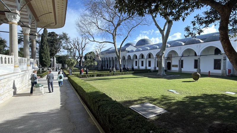 Могу смело рекомендовать данную экскурсию! гидом у нас был Рушен - отлично погрузил нас в историю