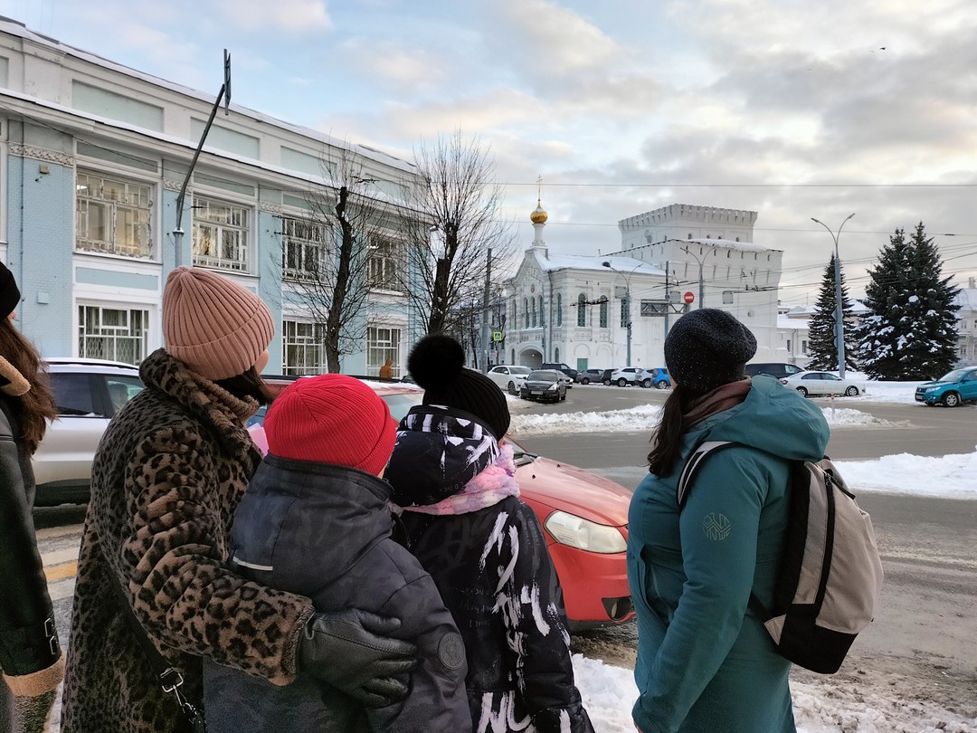 Интересно путешествовать по городу со знатаком, видно как Светлана любит свой город, эту любовь она донесла и до нас - это мы все прочувствовали!