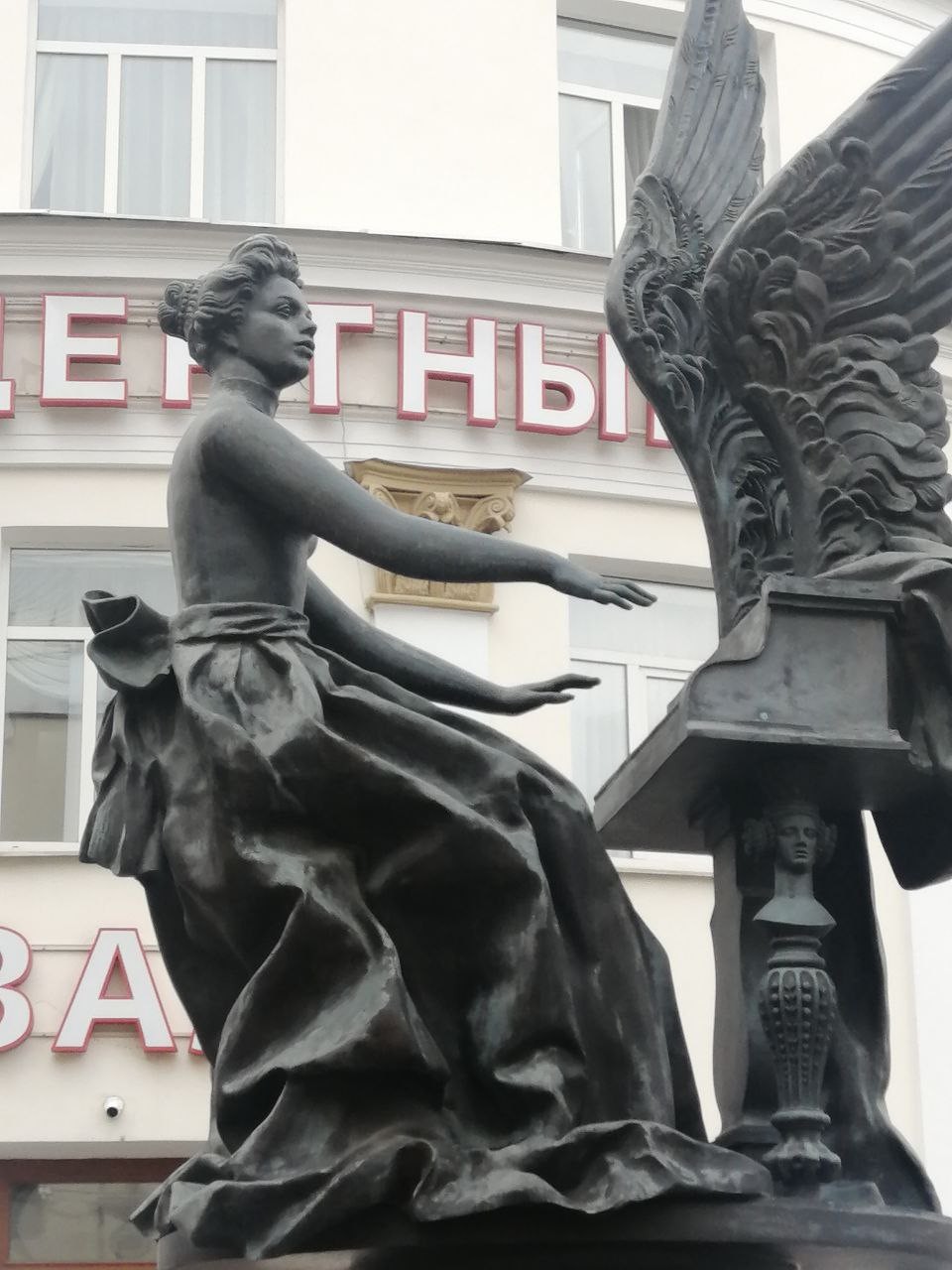 Хочется выразить огромную благодарность гиду Татьяне Юрьевне, за проведённую экскурсию. Мы приехали из другого города и