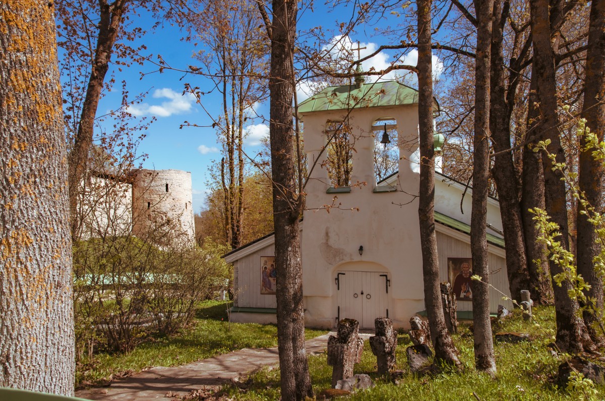 Старый Изборск и Печорский монастырь: из Пскова в небольшой группе (22/29)