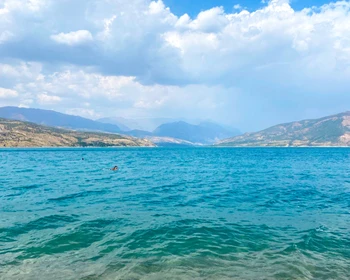 Виды Тянь-Шаня и Чарвакское водохранилище