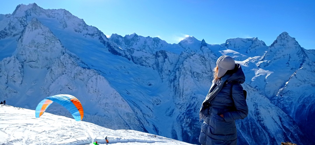 Домбай зимой- сказочная красота! Головокружительные виды, захватывающие дух панорамы заснеженных гор. Эта экскурсия никого не оставит
