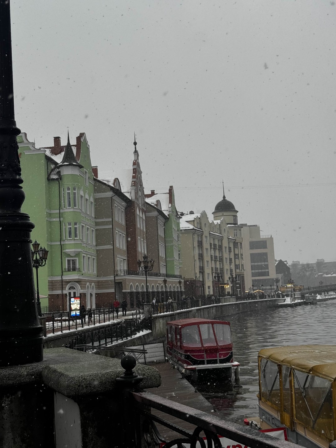 Советуем данную экскурсию. Для тех, кто первый раз в Калининграде, самое то. Вы услышите много интересной