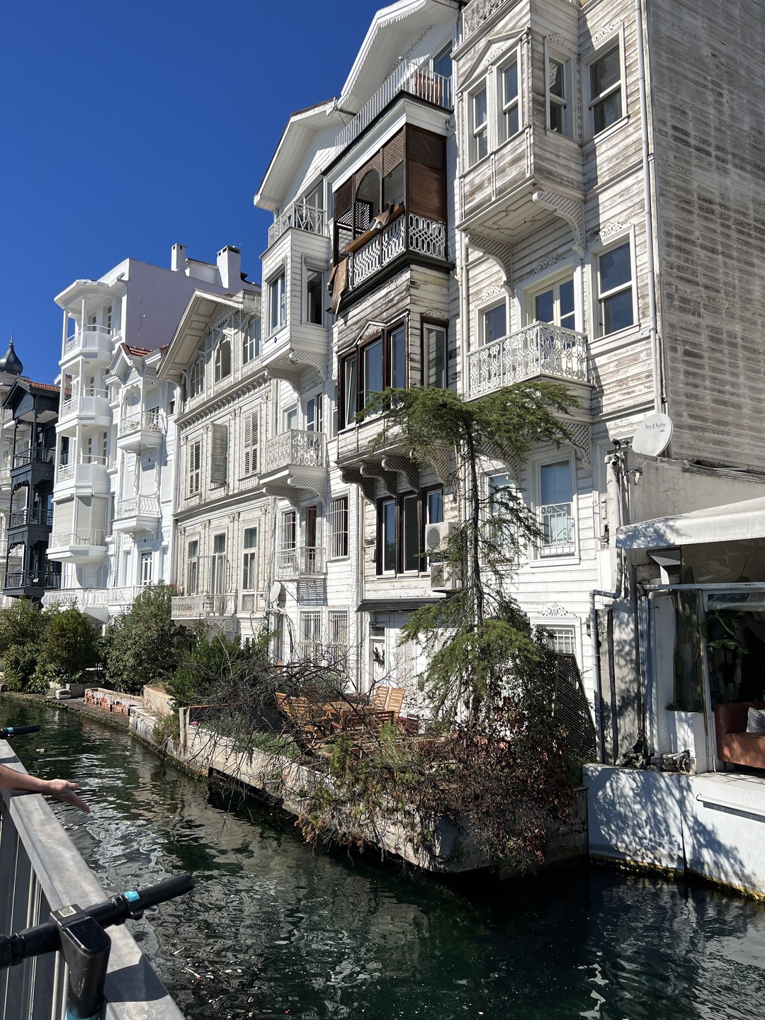 Рада, что удалось увидеть и такой Стамбул, спасибо Веронике за отличный маршрут. Водитель и авто-выше похвал.