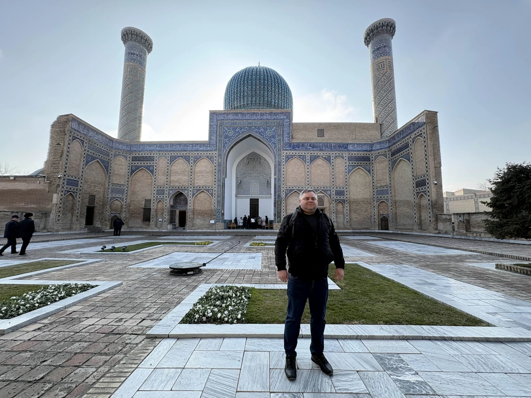 Огромная благодарность гиду Акобиру, человек реально влюблен в свою работу и очень доступно и популярно рассказывает