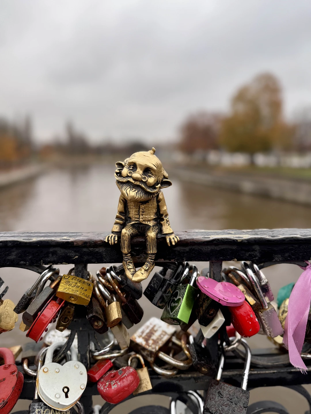 Инга потрясающий экскурсовод, очень приятный человек. Полностью провела по всем местам, которые я запланировала. Информационно подкована