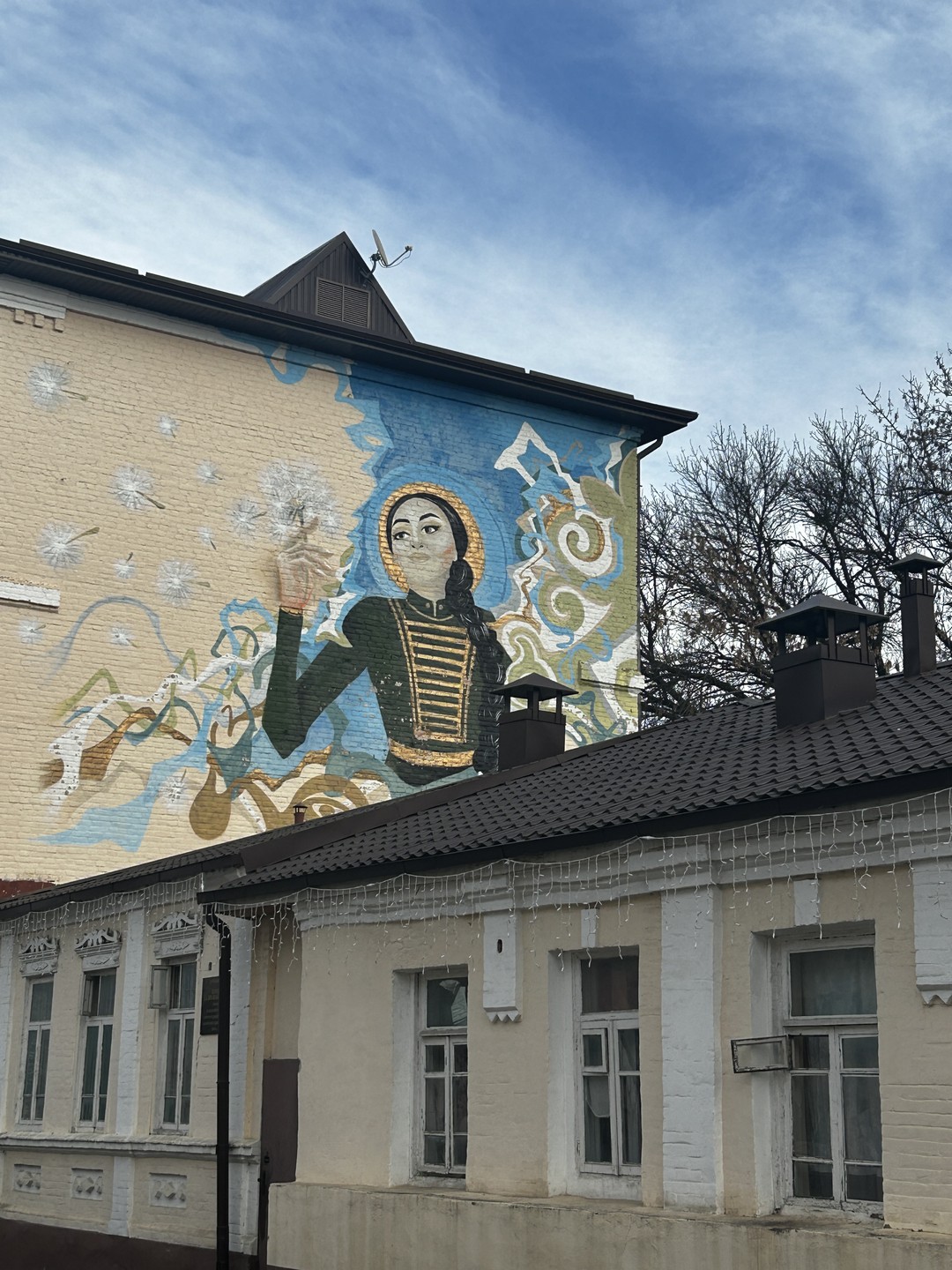 Были на данной экскурсии 31.01.26 вдвоём с супругом. Интересный формат - аудио спектакль с музыкальным и