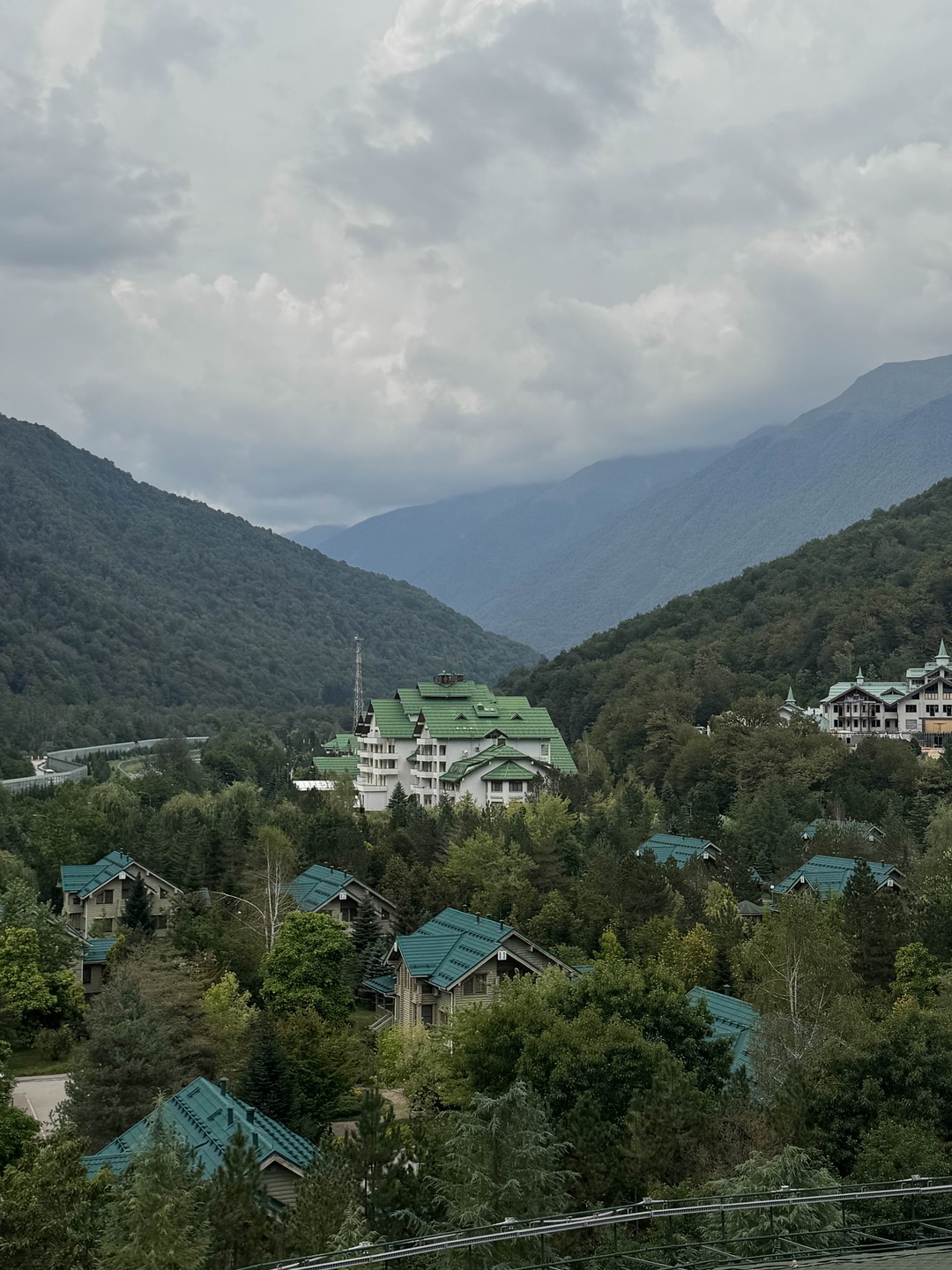 3 курорта за 1 день (включена канатная дорога и шоу фонтанов) (Анастасия)