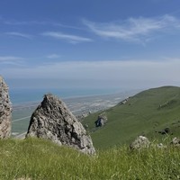 Фото отзыва 4: экскурсия "Агатовые горы, скала Бешбармаг, розовое озеро Масазыр и мечеть Гейдара"