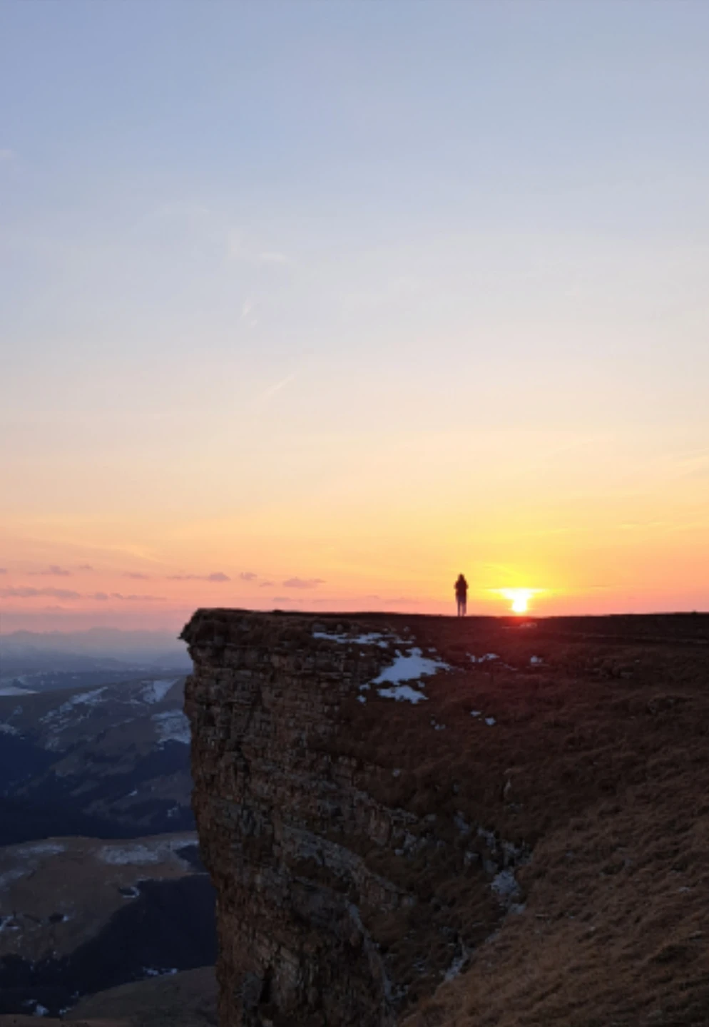 Ездили на плато Бермамыт. Очень понравились пейзажи. Дорога не простая, т. к. ехали по горе, по
