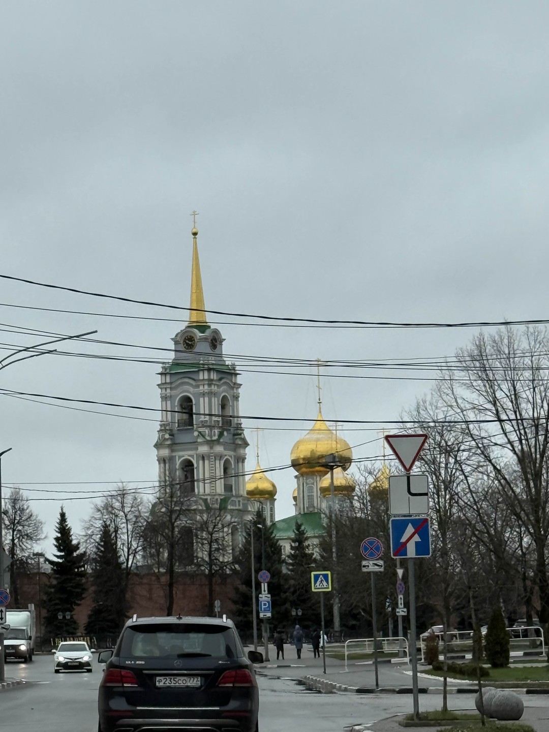 Замечательный экскурсовод Светлана Михайловна провела очень интересную и содержательную экскурсию. Как коренной житель Ясной поляны знала