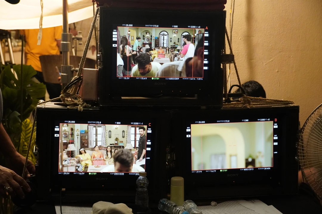 Благодаря Анисе это день стал одним из самых запоминающихся в моей жизни. Многочасовая экскурсия по загруженным