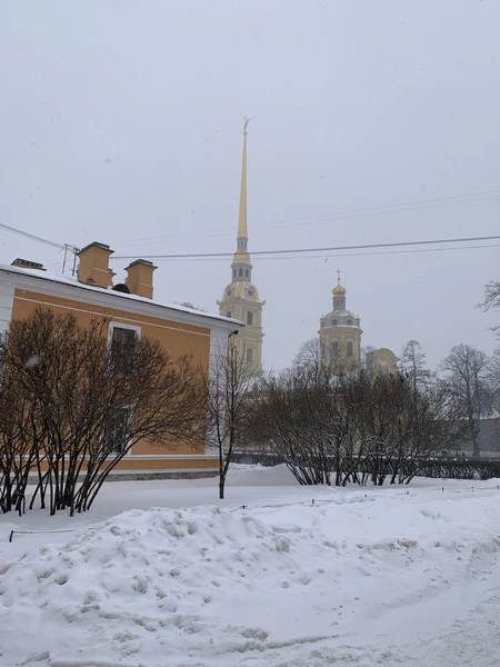 Хочу выразить огромную благодарность за потрясающую экскурсию! Это был настоящий профессионал, который влюбил меня в каждый