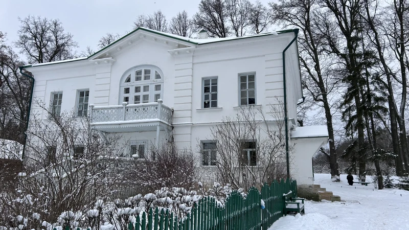 Азбука Толстого: от тульского «Арбата» до Ясной Поляны