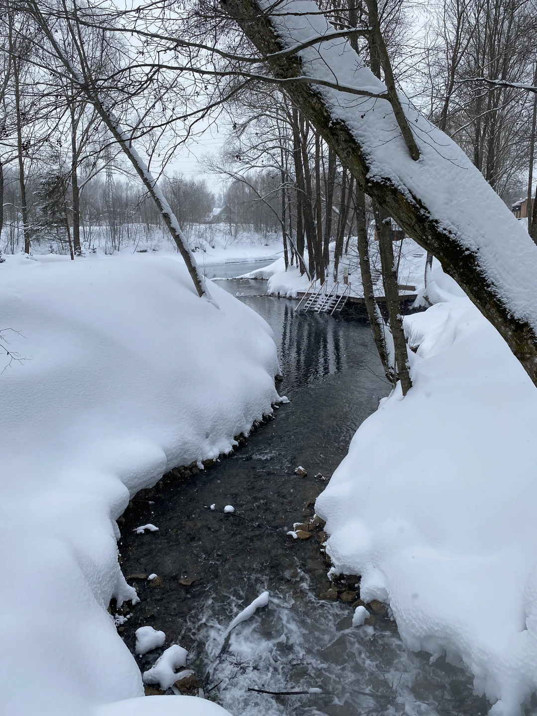 Экскурсия на Голубые озера зимой, в мороз, когда сугробы снега чуть ли не в человеческий рост