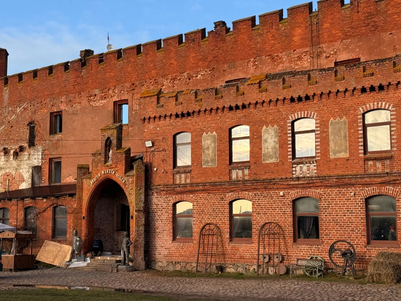 Замки Шаакен и Нессельбек - из Пионерского