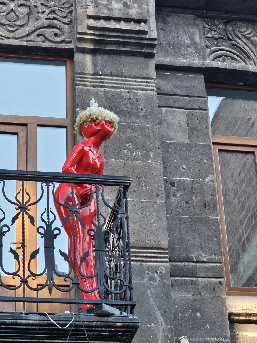 Айк и Мариам осень классные ребята. Спасибо, что показали нам свой "личный" Гюмри. С удовольствием поедем с вами ещё были рады знакомству