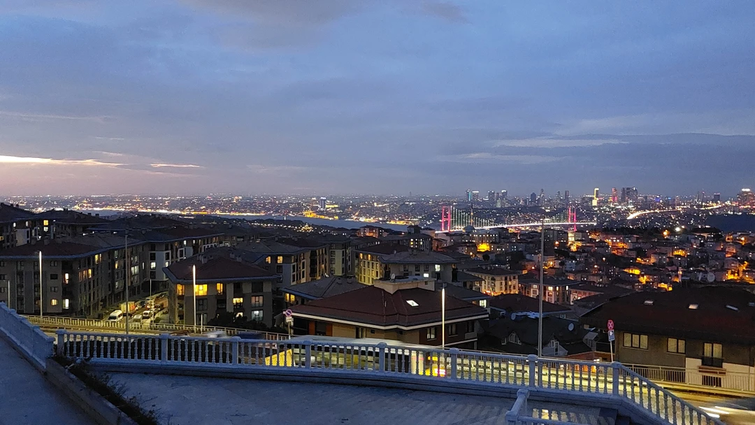 Спасибо большое Дмитрию за проведенную экскурсию. За решение всех организационных проблем(Дмитрий был всегда на связи). Машина