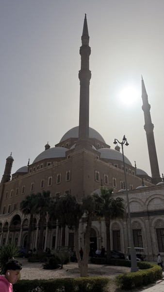 Замечательный гид! 🙂