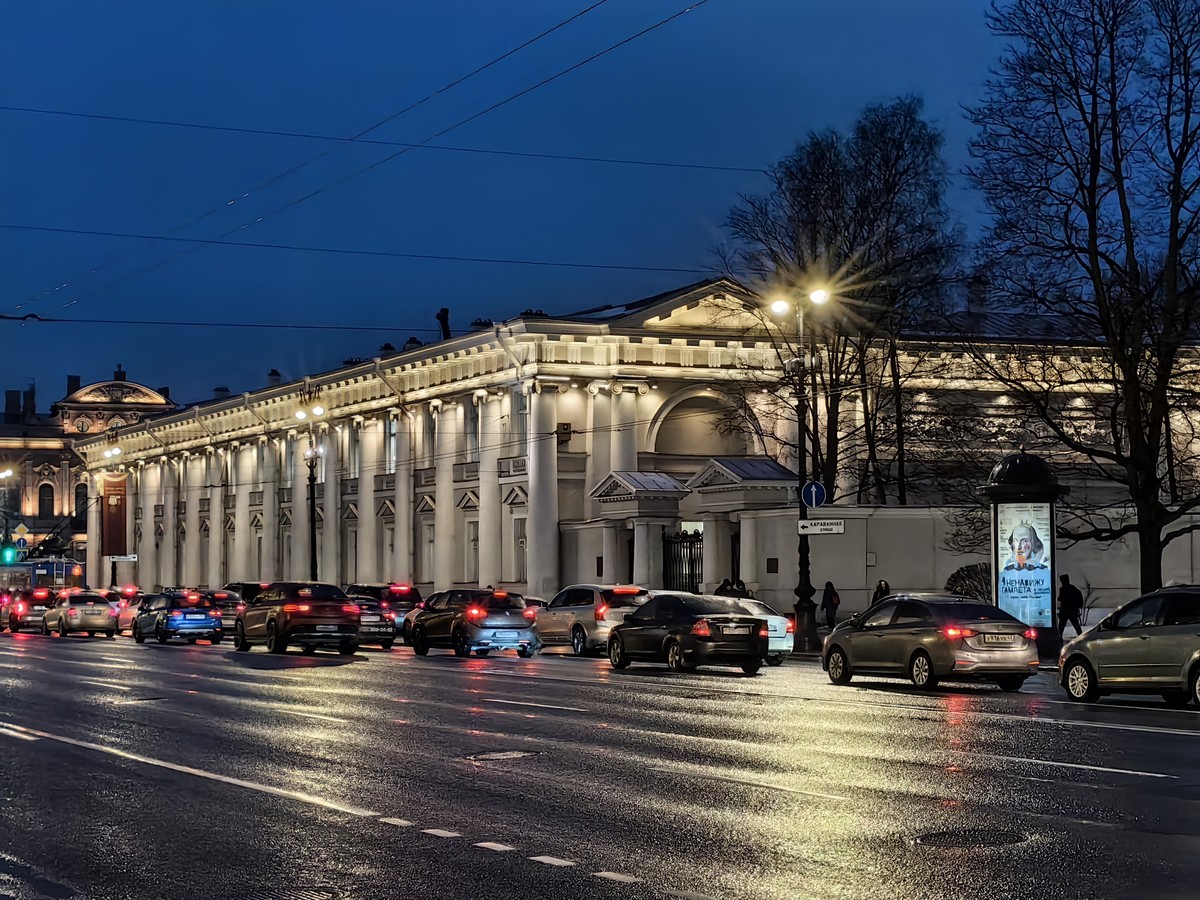 Флёр ночного Петербурга: групповая экскурсия + опция круиза к разводым мостам (3/9)