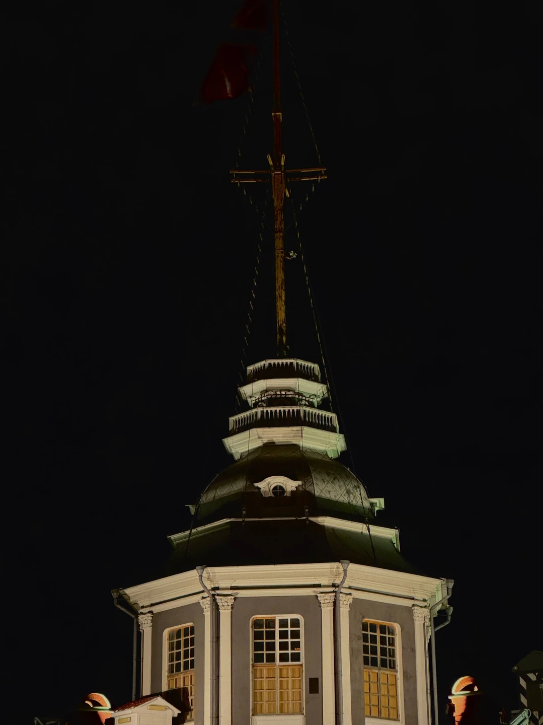 Экскурсия очень понравилась, ходили к конце ноября, одевайтесь потеплее, так как достаточно много материала на улице. Всем отличной экскурсии