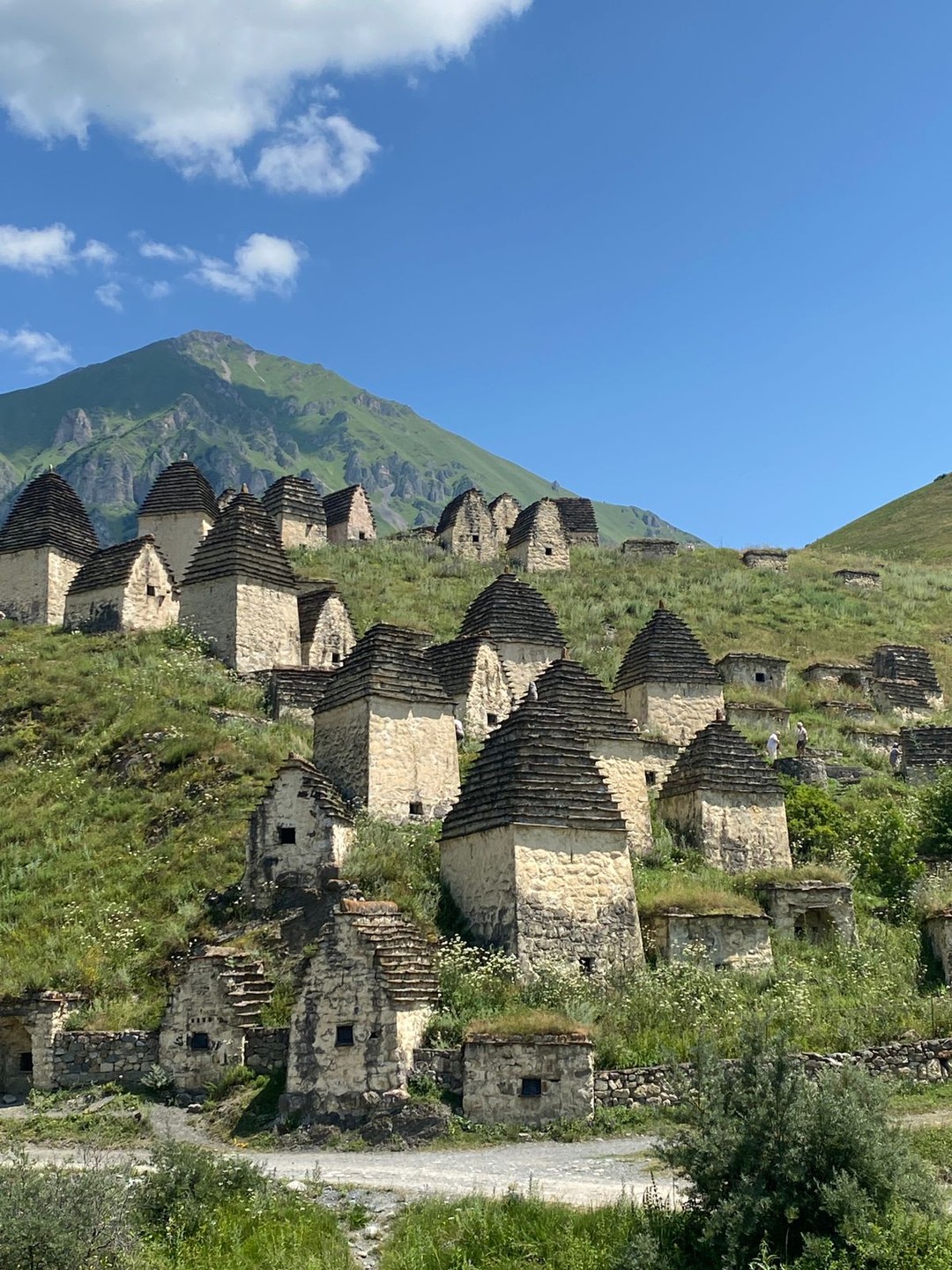 На внедорожнике в загадочную Северную Осетию (Александр)