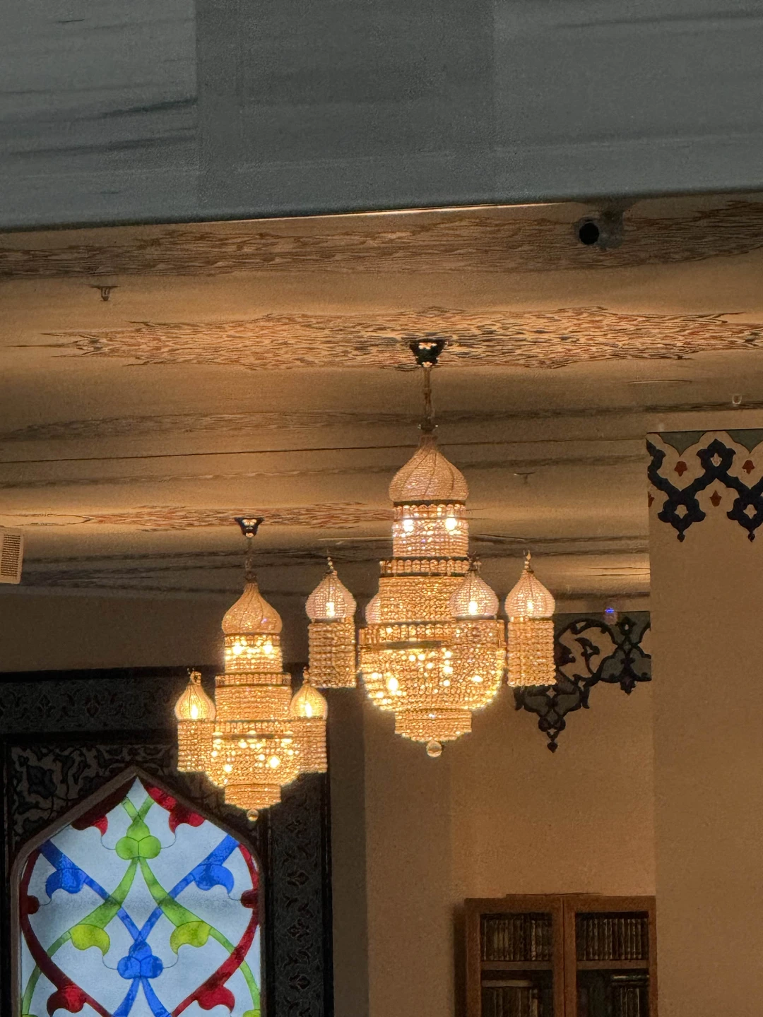 Очень хотелось побывать в Соборной мечети. Понравилось очень. Красиво. Экскурсовод очень приятная женщина, рассказала про ислам