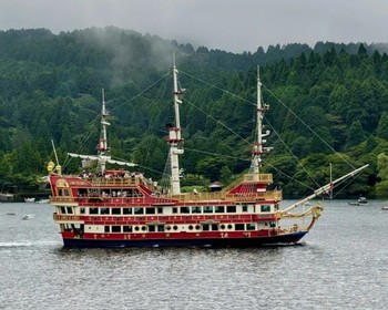 Озеро Аши, гора Фудзи, долина гейзеров