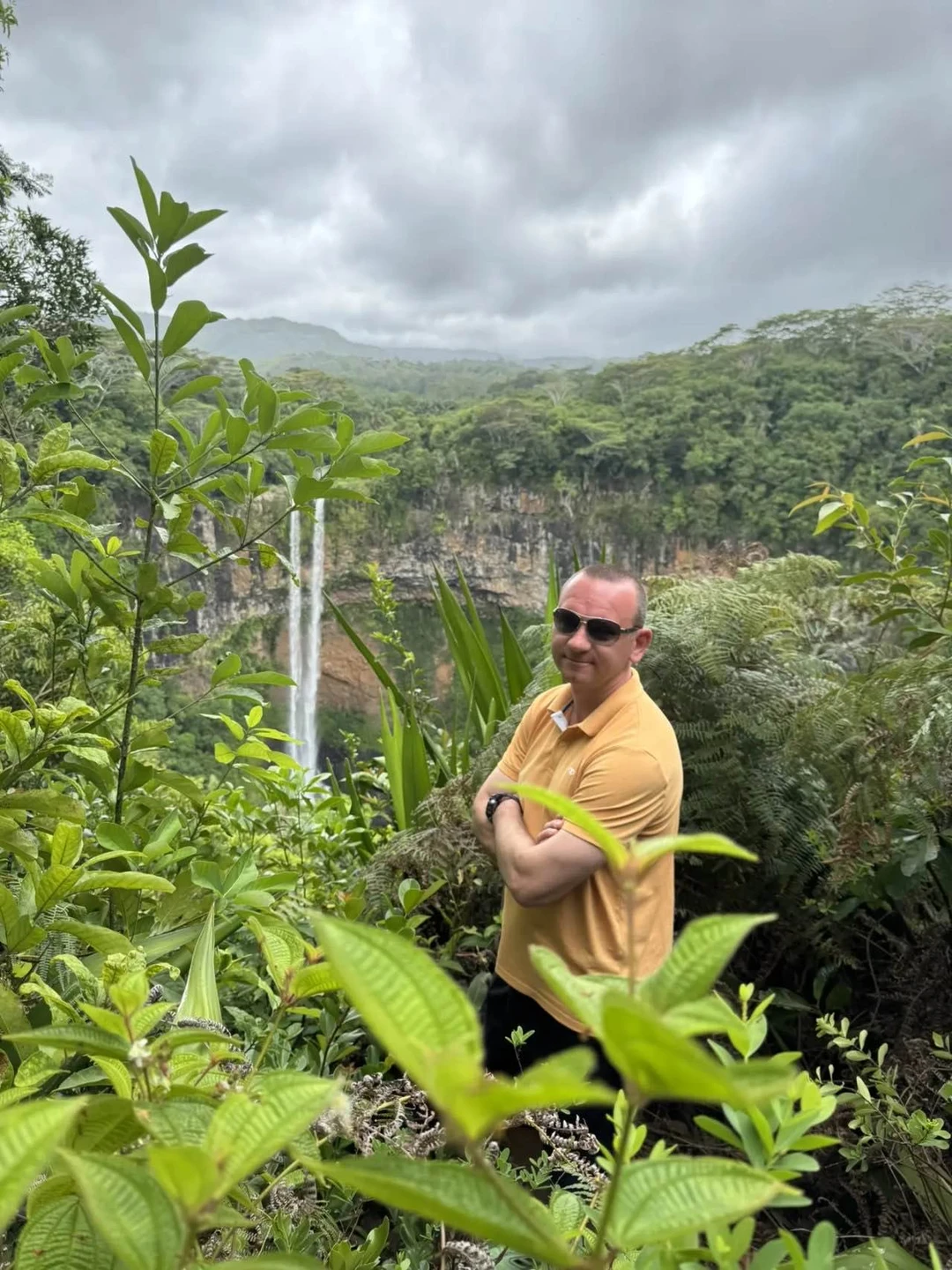 Забронировали у Анны экскурсию по южной части острова Маврикий. Анна провела экскурсию и совместила все самое