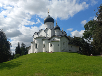 Псков: кремль, древние храмы, купеческие палаты, Мирожский монастырь, памятник Александру Невскому