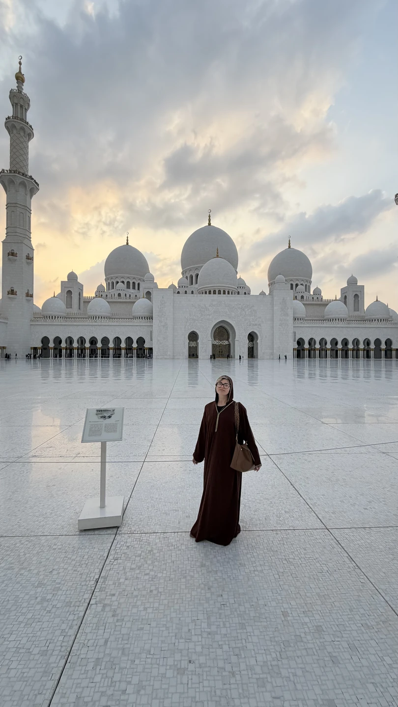 Шикарная экскурсия😍 получилась индивидуальной, что супер. Посмотрели именно то, что хотели и были везде именно столько